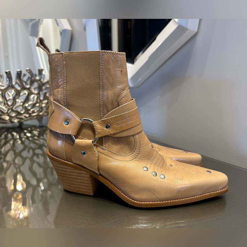 L’Intervalle Tan Made in Spain Western Cowboy Country Ankle Boots (Size 37) - Picture 5 of 11